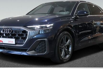 Audi Q8 10.901 km 74.680 € Bremerhaven 27576