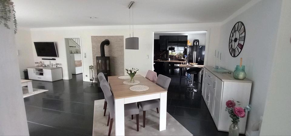 Einfamilienhaus Bremerhaven Schiffdorferdamm - 5 Zimmer, 160 m&sup2;, 389.000&euro; | Angebot:26088924