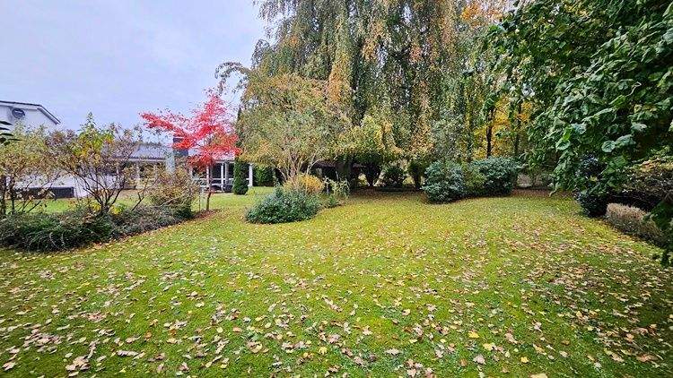 Einfamilienhaus Holste Hellingst - 7 Zimmer, 247 m&sup2;, 379.000&euro; | Angebot:26260950