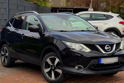 Nissan Qashqai 152.000 km 8.700 &euro; Wurster Nordseeküste 27639