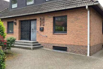 Wohnung Bremerhaven Schiffdorferdamm - 3.5 Zimmer, 113 m&sup2;, 1.000&euro; | Angebot:24978427