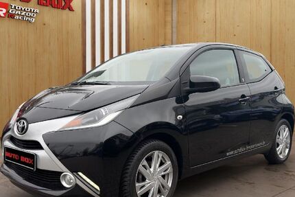 Toyota Aygo (X) 69.000 km 8.950 &euro; Bremerhaven 27580