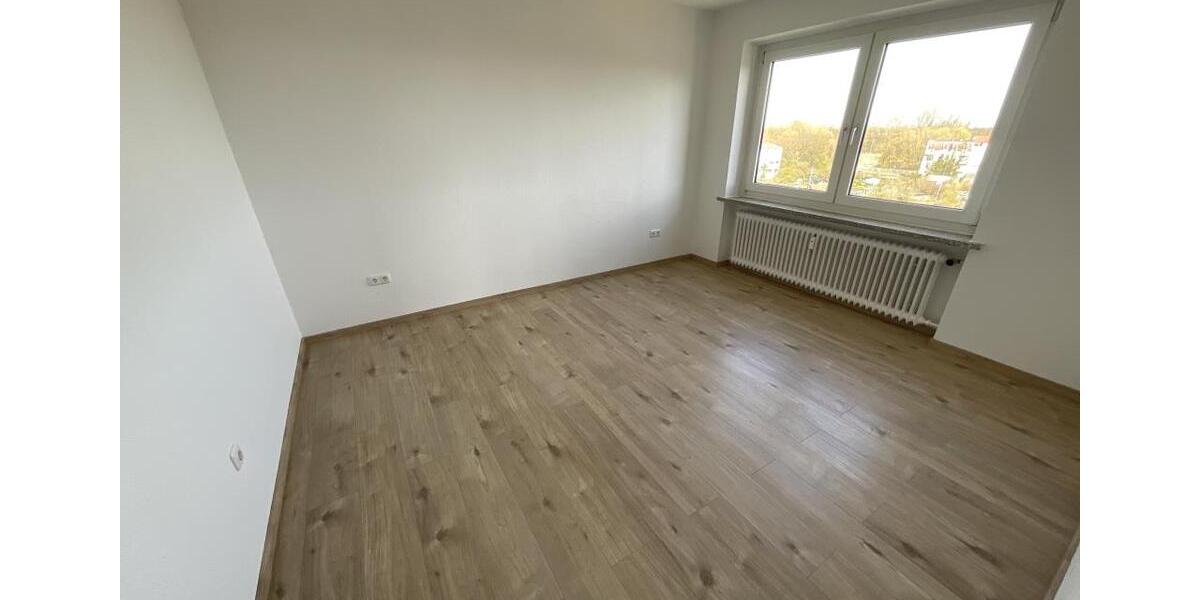 Etagenwohnung Wilhelmshaven Heppens - 4 Zimmer, 86 m&sup2;, 549&euro; | Angebot:26085145