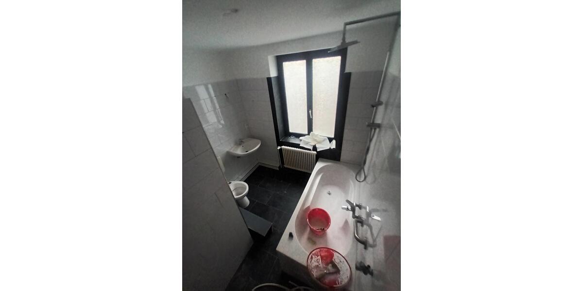 Hochparterre Bremerhaven - 4 Zimmer, 67 m&sup2;, 470&euro; | Angebot:24954444