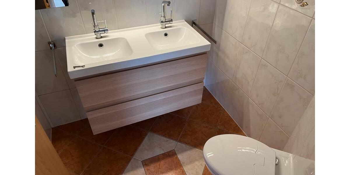 Etagenwohnung Loxstedt - 4 Zimmer, 106 m&sup2;, 800&euro; | Angebot:26412425