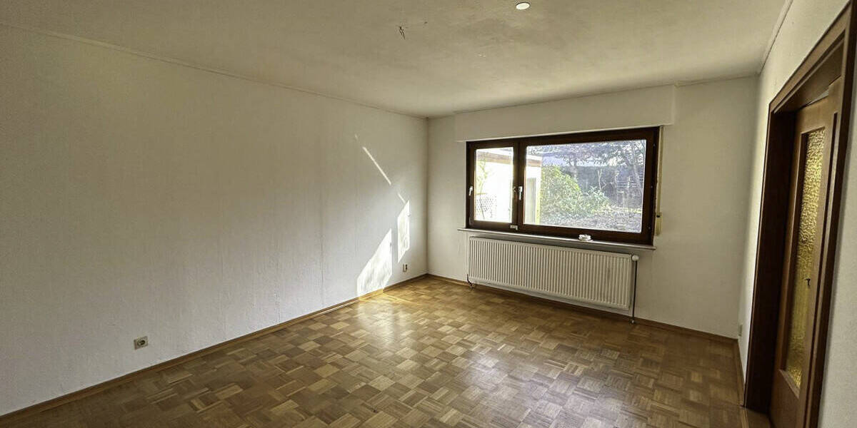 Einfamilienhaus Bremerhaven Schiffdorferdamm - 5 Zimmer, 134 m&sup2;, 325.000&euro; | Angebot:26242422