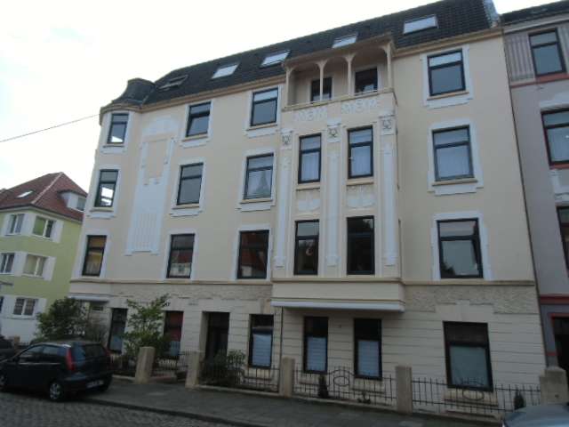 Etagenwohnung Bremerhaven Mitte - 4 Zimmer, 88 m&sup2;, 595&euro; | Angebot:25401838