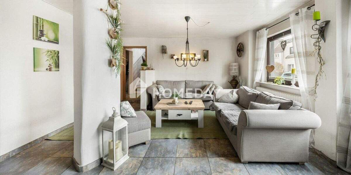 Einfamilienhaus Nordenham - 6 Zimmer, 140 m&sup2;, 229.000&euro; | Angebot:25677729