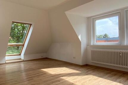 Wohnung Bremerhaven Mitte - 3 Zimmer, 55 m&sup2;, 480&euro; | Angebot:26460956