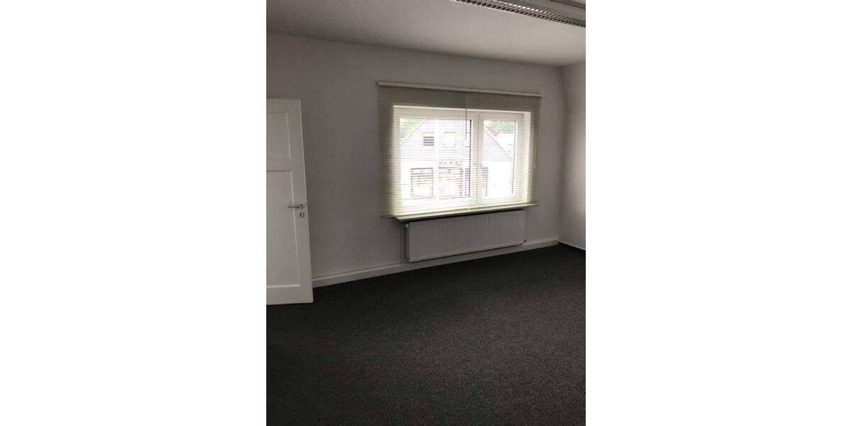 Gewerbeobjekt Butjadingen Burhave - 4 Zimmer, 107 m&sup2;, 1.000&euro; | Angebot:26189942