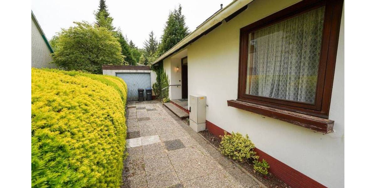 Einfamilienhaus Bremerhaven Schiffdorferdamm - 4 Zimmer, 112 m&sup2;, 219.000&euro; | Angebot:26824916