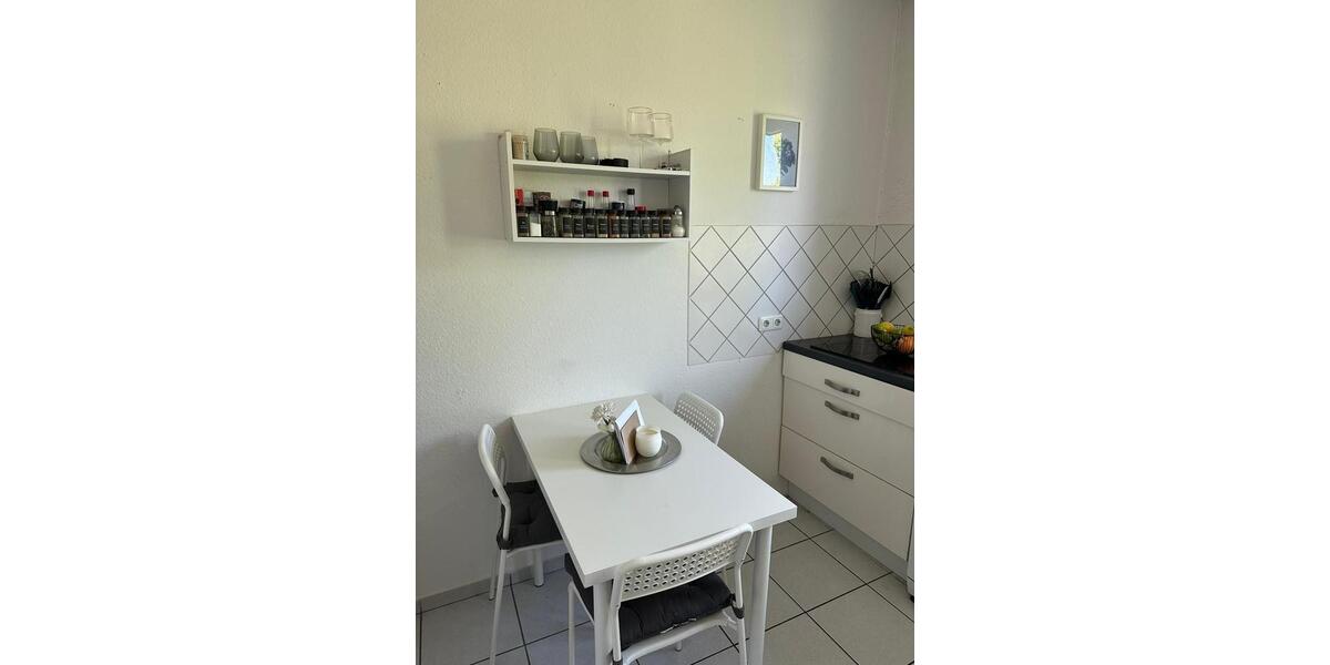 Etagenwohnung Nordenham - 2 Zimmer, 67 m&sup2;, 530&euro; | Angebot:26564233