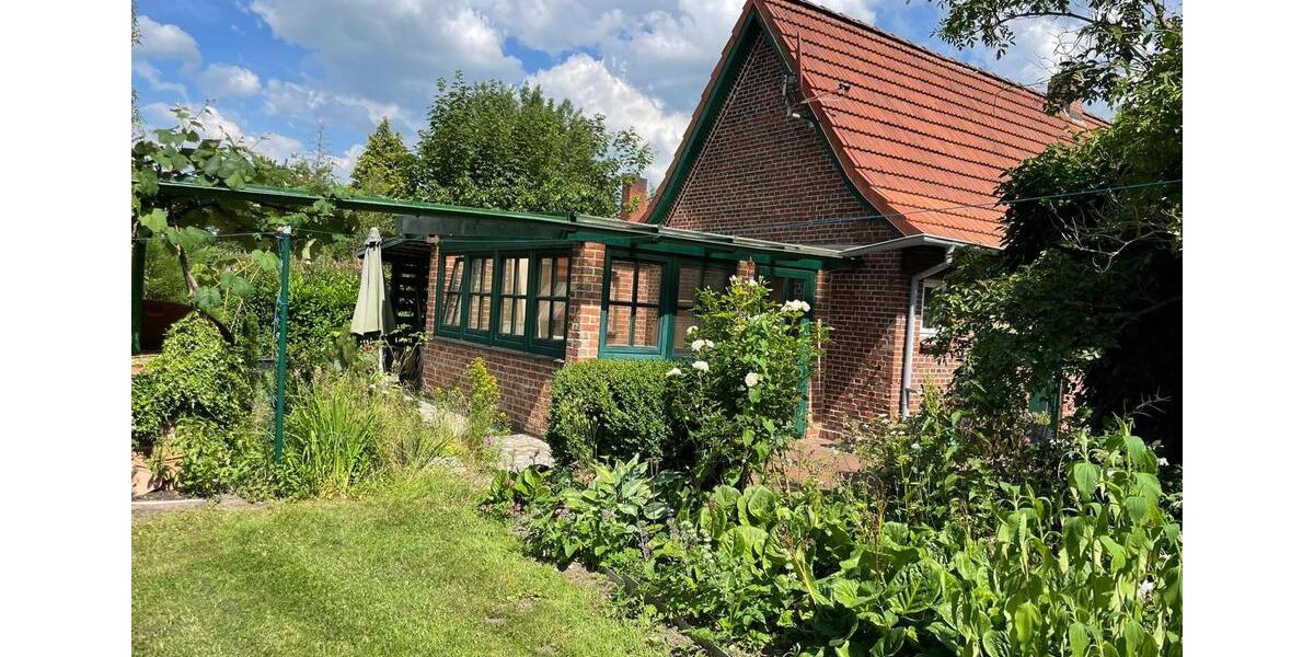 Einfamilienhaus Hagen im Bremischen - 9 Zimmer, 300 m&sup2;, 600.000&euro; | Angebot:26536539