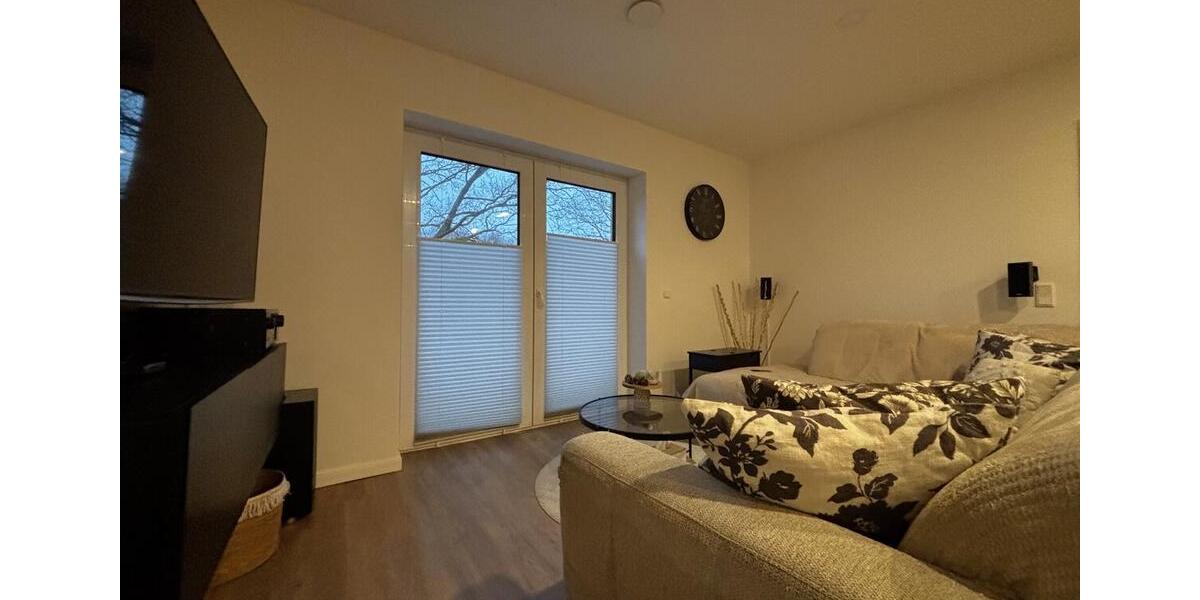 Etagenwohnung Bremerhaven Schiffdorferdamm - 3 Zimmer, 80 m&sup2;, 1.100&euro; | Angebot:24596633