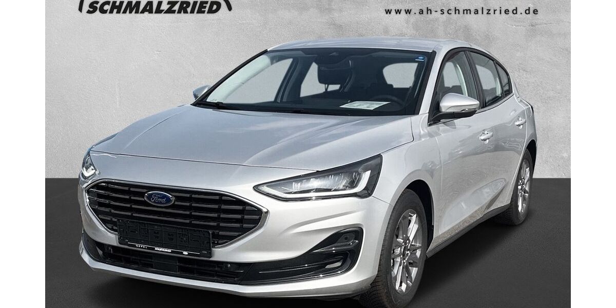 Ford Focus 1.033 km 23.970 &euro; Bremerhaven 27570