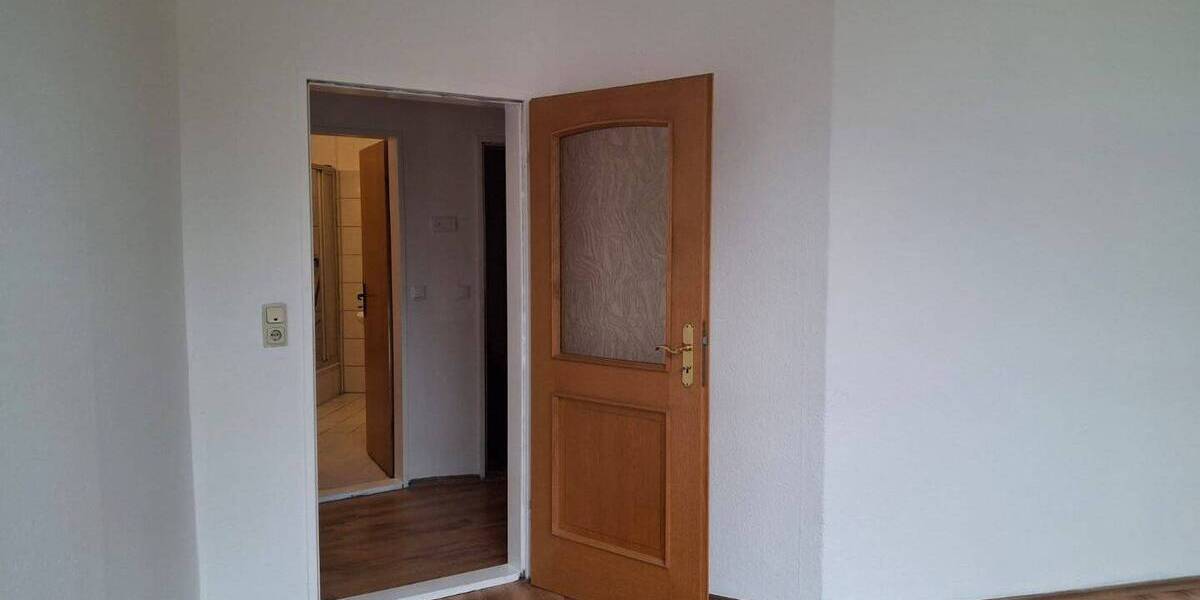 Etagenwohnung Bremerhaven Mitte - 3 Zimmer, 86 m&sup2;, 550&euro; | Angebot:26568855