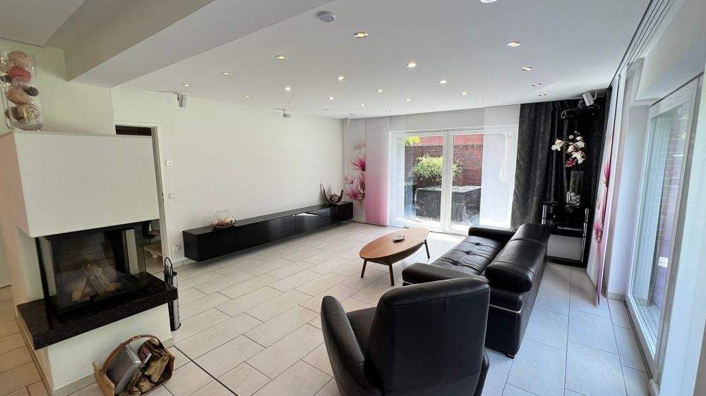 Einfamilienhaus Wilhelmshaven Heppens - 7 Zimmer, 215 m&sup2;, 469.000&euro; | Angebot:25671292