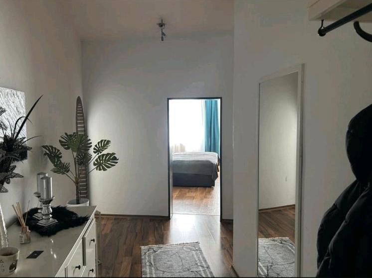 Etagenwohnung Bremerhaven Mitte - 5 Zimmer, 130 m&sup2;, 140.000&euro; | Angebot:27218440