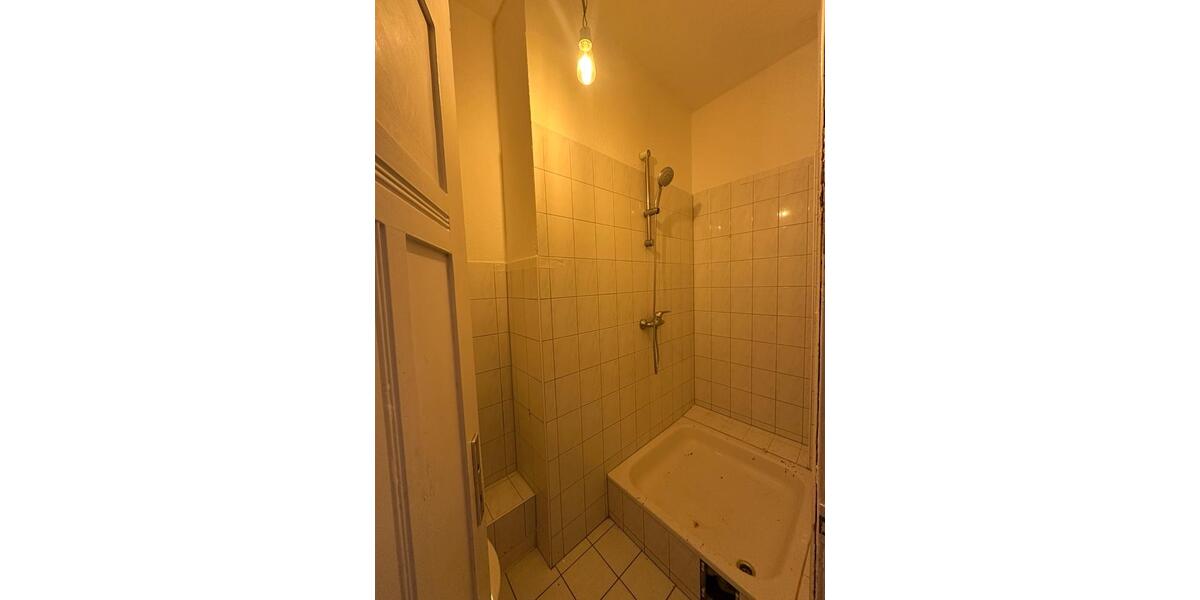 Etagenwohnung Bremerhaven - 5 Zimmer, 138 m&sup2;, 1.370&euro; | Angebot:24830426