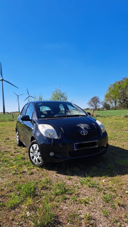 Yaris