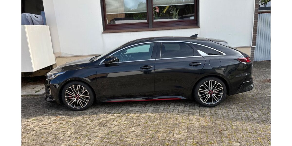 Kia pro ceed / ProCeed 50.500 km 21.800 &euro; Bremerhaven 27572