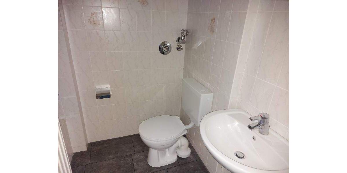 Etagenwohnung Bremerhaven Lehe - 3 Zimmer, 89 m&sup2;, 570&euro; | Angebot:24826766