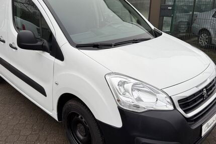 Peugeot Partner 120.600 km 8.450 &euro; Beverstedt 27616