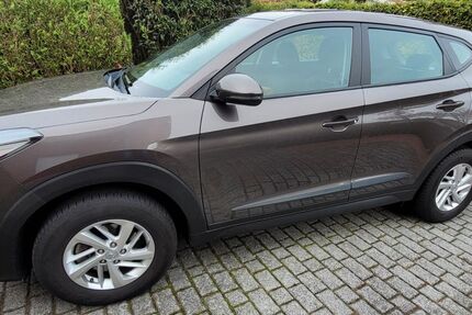 Hyundai TUCSON 64.000 km 13.950 &euro; Bremerhaven 27572