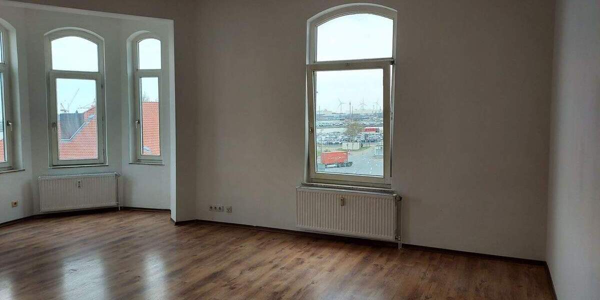 Etagenwohnung Bremerhaven Mitte - 3 Zimmer, 85 m&sup2;, 550&euro; | Angebot:26568856