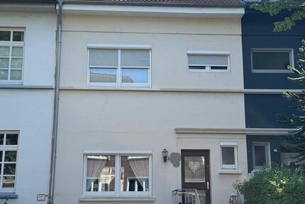Haus Wilhelmshaven Heppens - 5 Zimmer, 165 m&sup2;, 249.000&euro; | Angebot:26368895