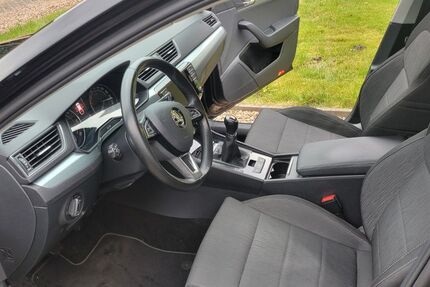 Skoda Superb 235.000 km 10.800 € Hagen im bremischen 27628