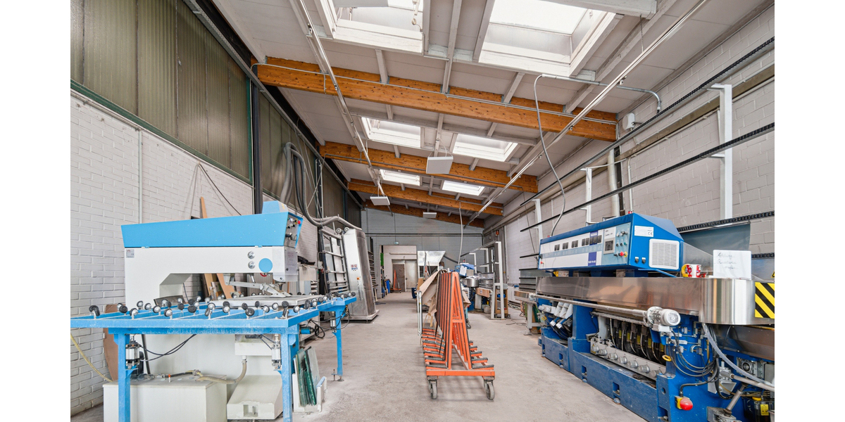 Büro, Whg., 7.222 m² Grdst., Bremerhaven-Lehe, Gew.-Imm. 3.565 m² + 820 m² Mezzanin - Gewerbeobjekt Bremerhaven | Angebot:27225061
