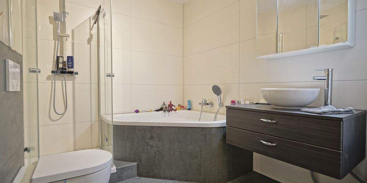 Etagenwohnung Geestland Langen - 4 Zimmer, 95 m&sup2;, 149.000&euro; | Angebot:25730361