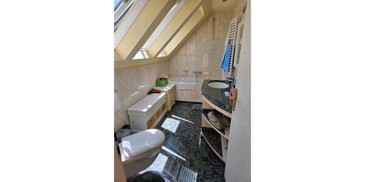 Einfamilienhaus Brake (Unterweser) - 4 Zimmer, 106 m&sup2;, 250.000&euro; | Angebot:26996190