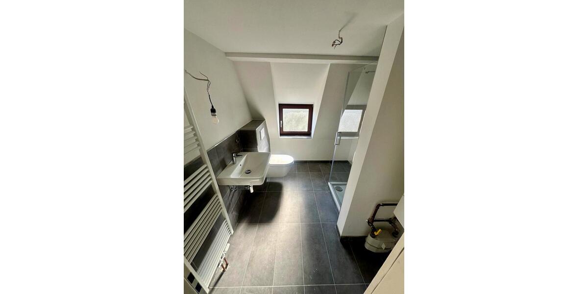 Dachgeschoßwohnung Bremerhaven Geestemünde - 2 Zimmer, 45 m&sup2;, 380&euro; | Angebot:25538909