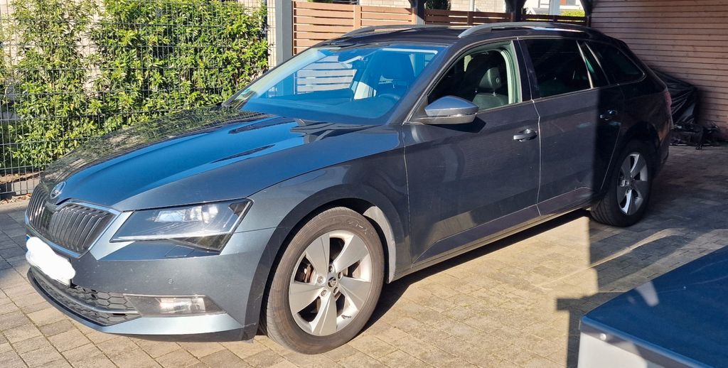 Skoda Superb 270.647 km 11.200 &euro; Schiffdorf 27619