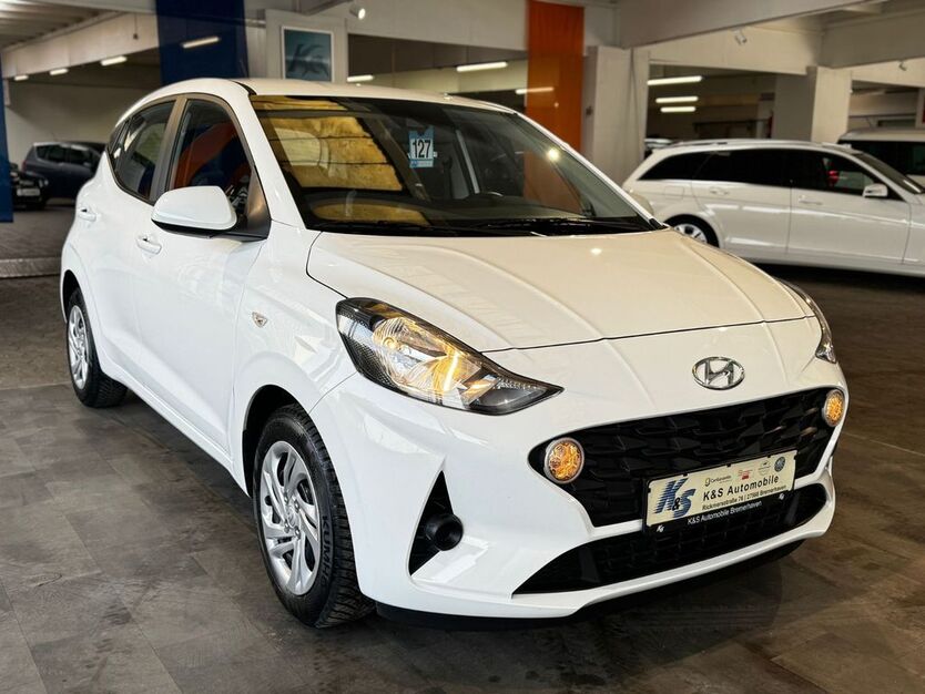 Hyundai i10 4.330 km 12.500 € Bremerhaven 27568