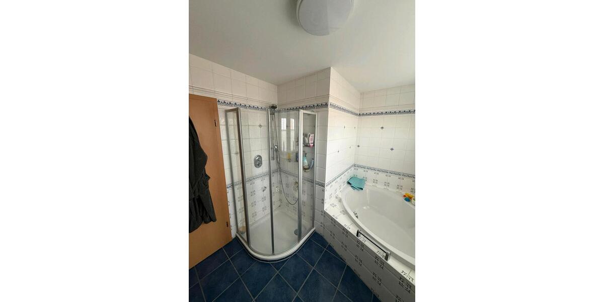 Doppelhaushälfte Brake (Unterweser) - 4 Zimmer, 120 m&sup2;, 310.000&euro; | Angebot:26781569