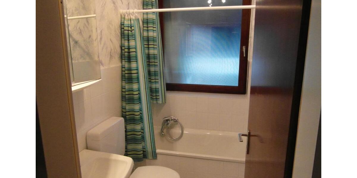 Etagenwohnung Bremerhaven - 1 Zimmer, 35 m&sup2;, 60.000&euro; | Angebot:27081726