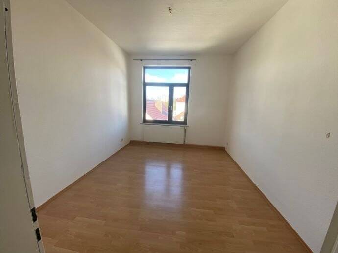 Etagenwohnung Bremerhaven Lehe - 2 Zimmer, 68 m&sup2;, 375&euro; | Angebot:26258428
