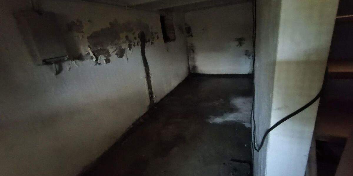 Mehrfamilienhaus, Wohnhaus Cappel Cappel - 6 Zimmer, 140 m&sup2;, 111.000&euro; | Angebot:24724360