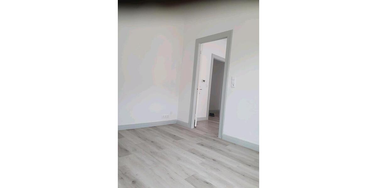 Etagenwohnung Bremerhaven - 3 Zimmer, 65 m&sup2;, 455&euro; | Angebot:25402553