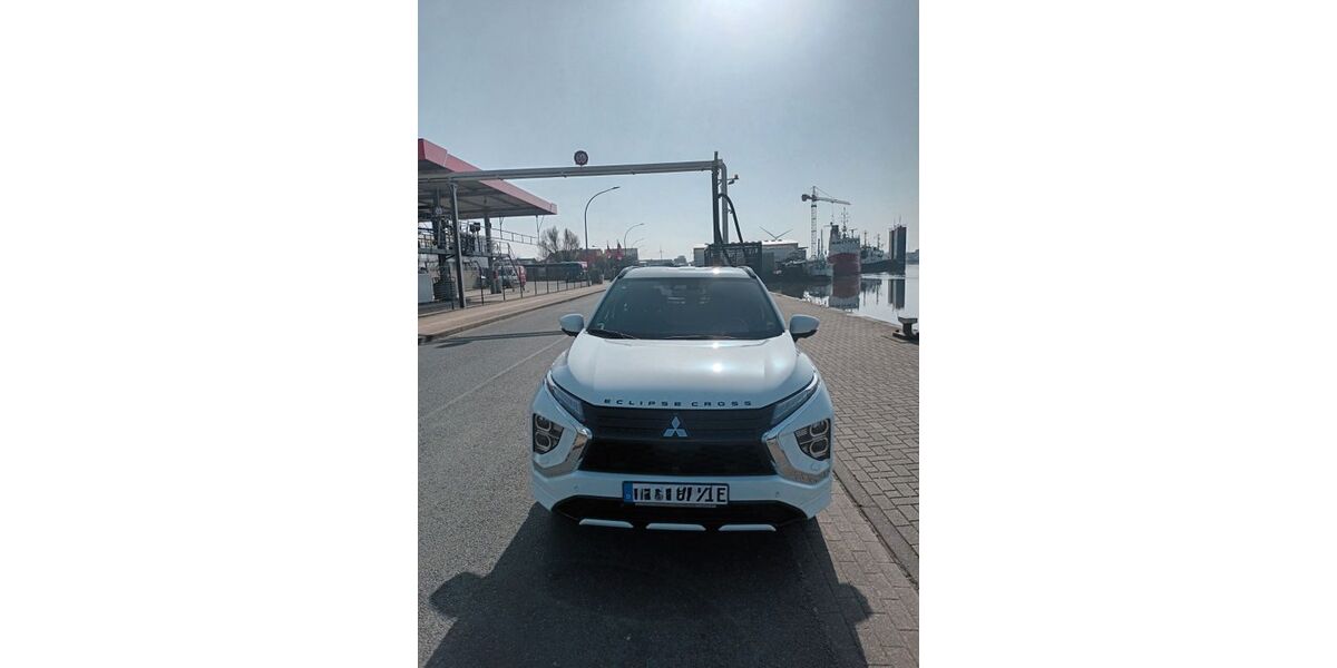 Mitsubishi Eclipse Cross 32.000 km 21.400 &euro; Bremerhaven 27578