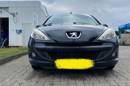 Peugeot 206 131.000 km 2.100 &euro; Bremerhaven 27568