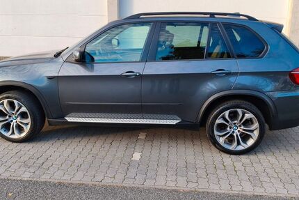 BMW X5 218.000 km 13.500 &euro; Bremerhaven 27578