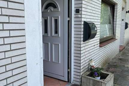 Haus zum Kaufen in Bremerhaven 189.000 € 162 m² 7 zimmer