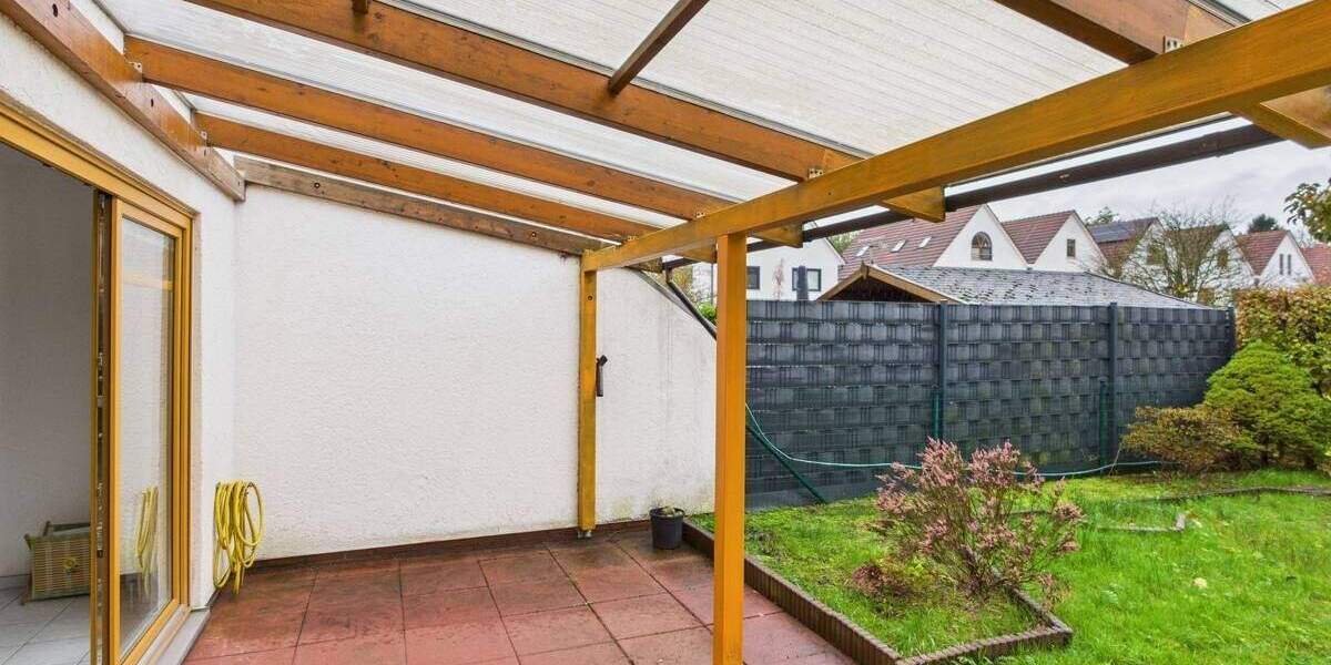 Reihenmittelhaus Bremerhaven Lehe - 6 Zimmer, 175 m&sup2;, 359.000&euro; | Angebot:24916557