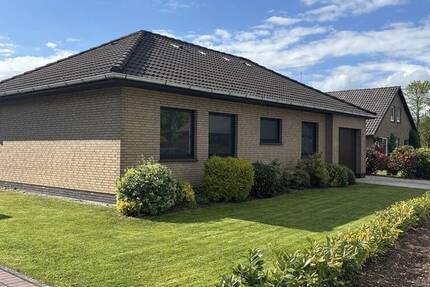 Bungalow mit Garage in ruhiger Wohnsiedlung in Butjadingen - Stollhamm