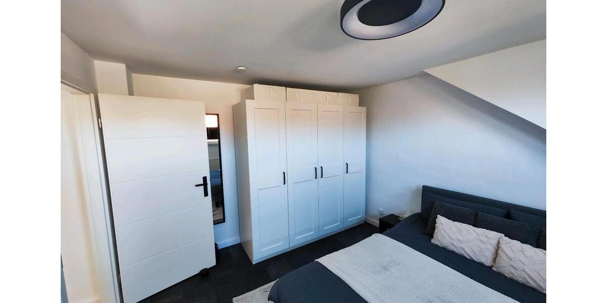 Dachgeschoßwohnung Wurster Nordseeküste - 3 Zimmer, 80 m&sup2;, 128.000&euro; | Angebot:26088668