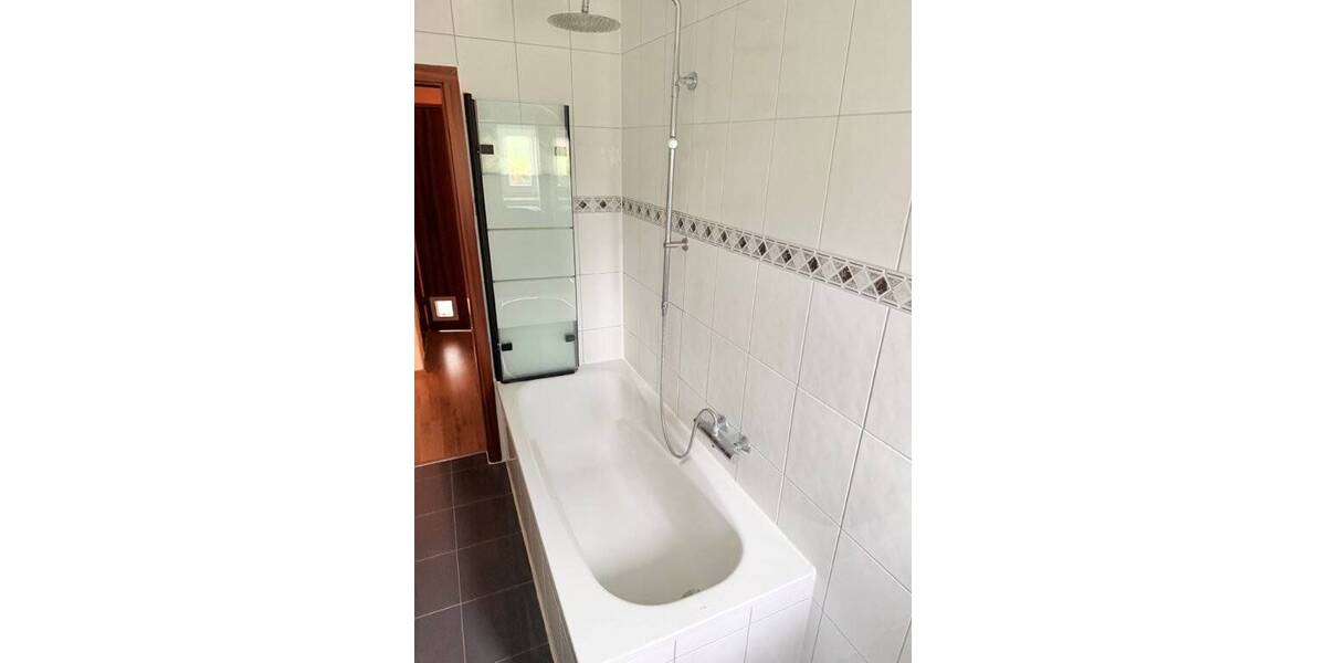 Einfamilienhaus Loxstedt - 4 Zimmer, 105 m&sup2;, 1.200&euro; | Angebot:26402346